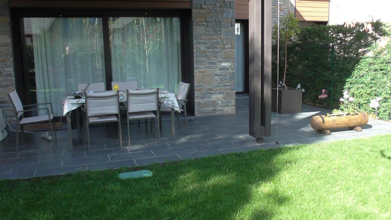 Alojamiento en la Cerdanya Apartamento Bourg-Madame Exterior foto